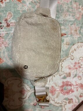 Lululemon Cozy Cream Sherpa Belt Bag XL